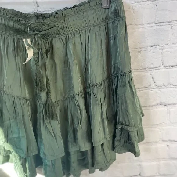 Aerie Sweet N’ Silky Tiered Mini Skirt Olive Green NWT - Picture 10 of 13